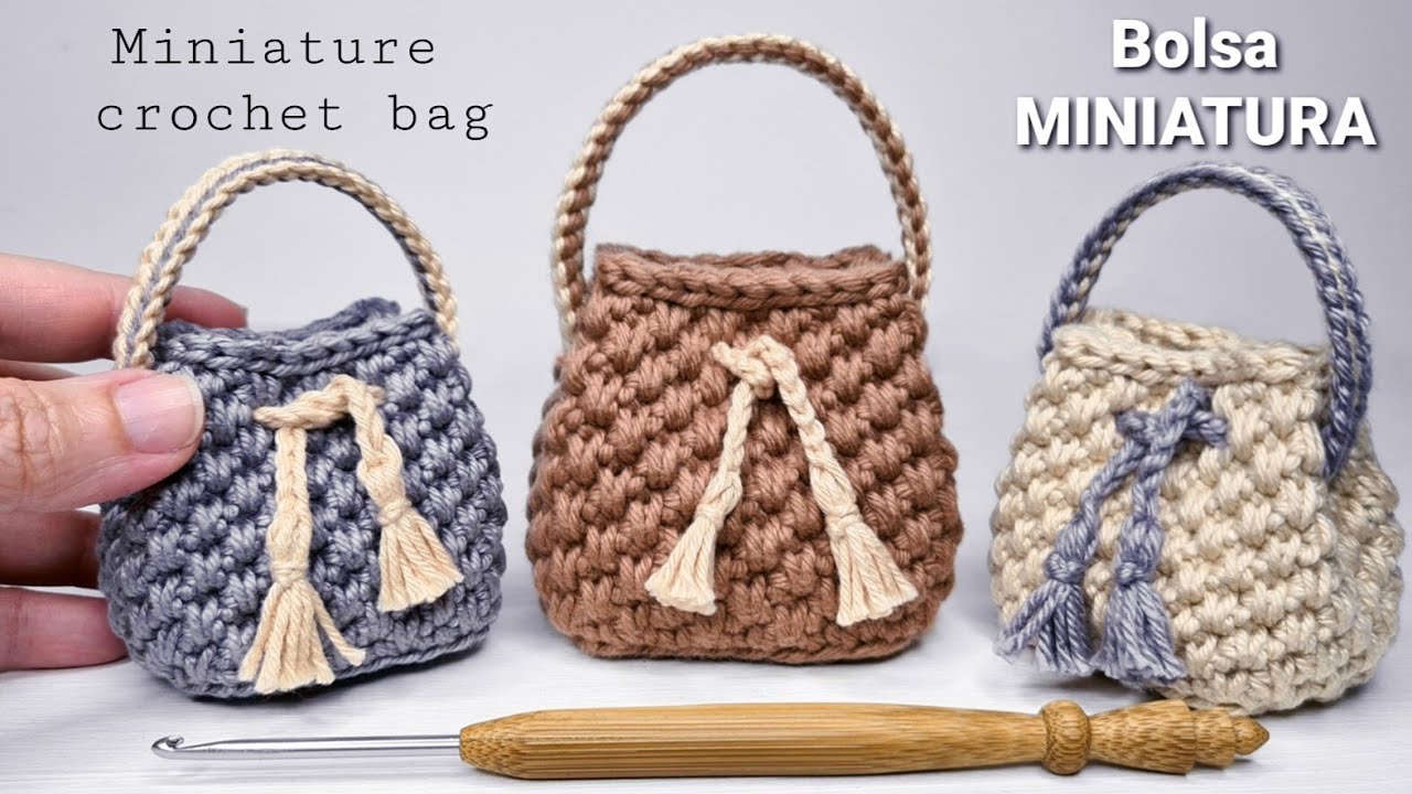 Bolsa de crochê MINIATURA - Modelo Saco