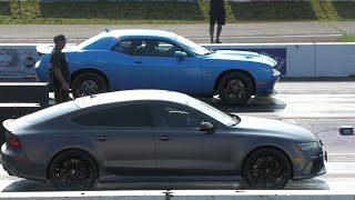 Audi RS7 vs Dodge Challenger - drag race