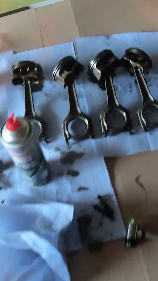 Compression Check on a bmw e90 325i n52 engine. Why is the engine