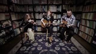 Video thumbnail of "Karen Elson - Wonder Blind - 4/7/2017 - Paste Studios, New York, NY"