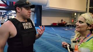 Anime Matsuri 2022 - Ranting Girl with Spicy Police cosplayer
