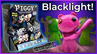 Using My Blacklight On The New Piggy Glow Figures Full Set Roblox Piggy Series 3, Piggy Hunt