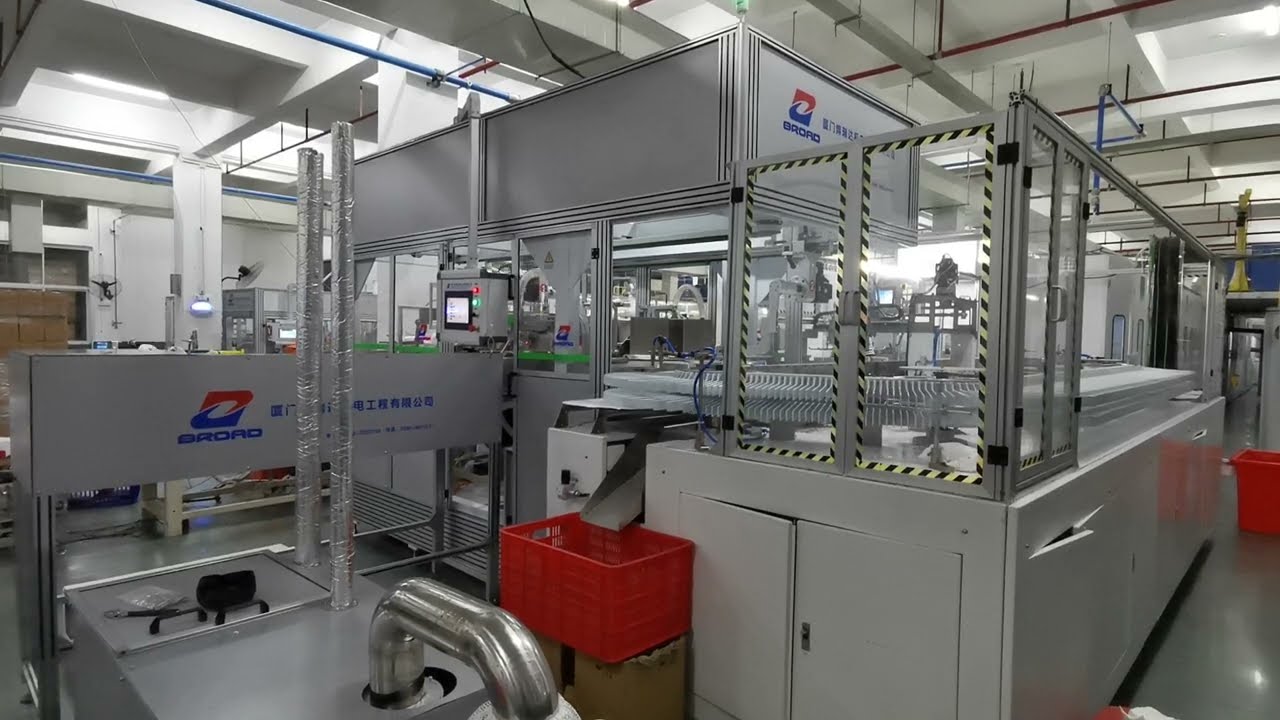 Baby diaper packing machine/Full automatic high-speed baby diaper packing machine in Quanzhou Li'ao