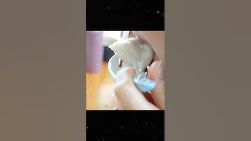 How to eat soup dumplings(xiaolongbao) like a pro.