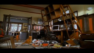 Garfield (2004) - Garfield accidentally destroys the house
