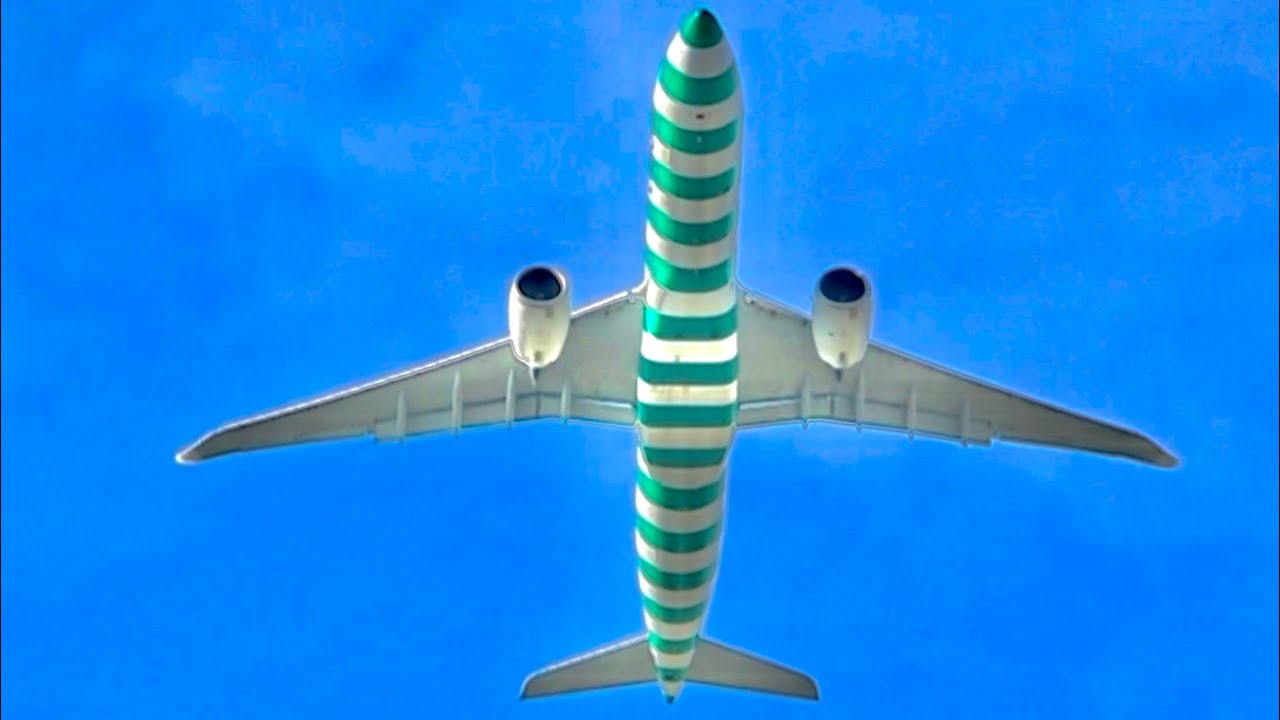 Condor A330 departure from Winnipeg (old footage - 2025)