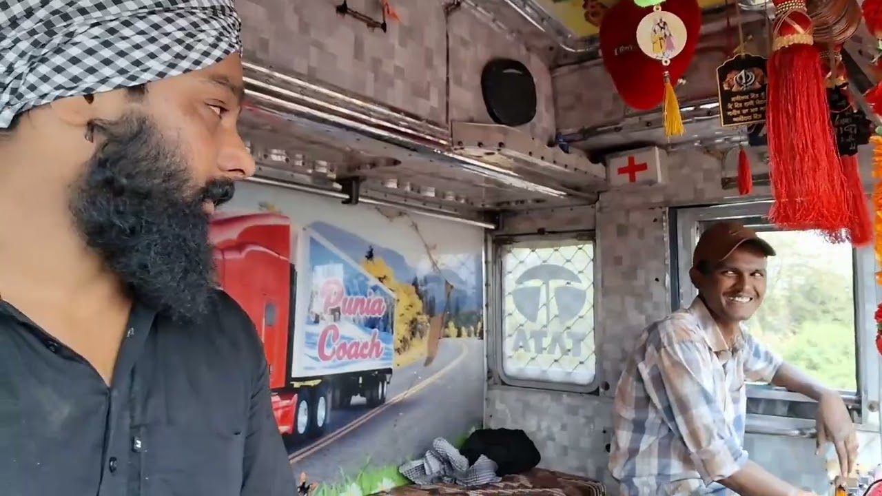 ਅਨੰਦ ਤੋ ਗਏ ਵਾਸਕੇ ਗੱਡੀ ਭਰਨ ਡੀਜਲ ਪਲਟੀ ਪਾਈਪ ਹੋਈਆ ਲੀਕ ਫੇਰ ਗਏ ਰੋਟੀ ਖਾਣ ਰਾਤ ਕੱਟੀ ਕੰਪਨੀ ਚ