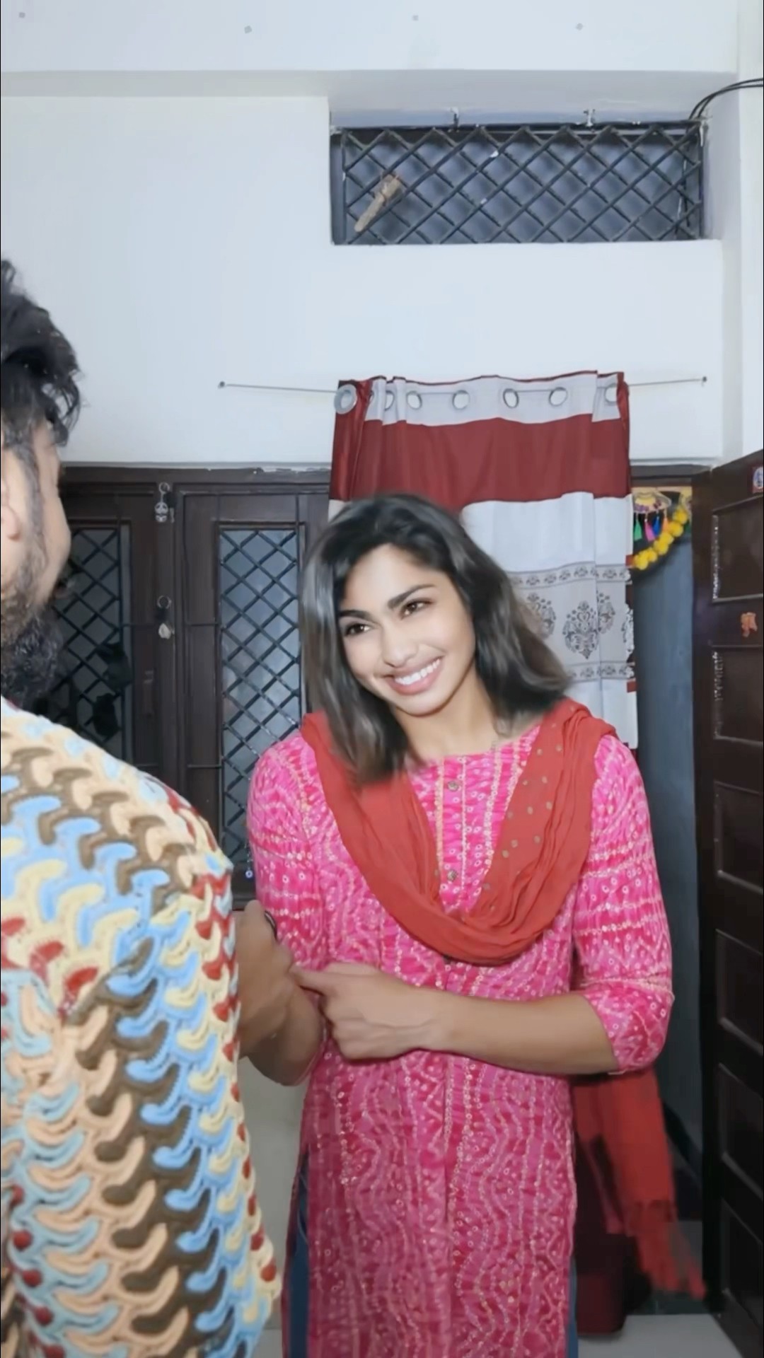 मेरे पति को हुआ पड़ोसन टीना भाभी से प्यार?? #comedy #kajalsoni #youtubeshorts #funny #viralshorts