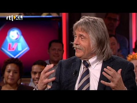 'Ik zit doorgaans niet aan m'n dochter' - VOETBAL INTERNATIONAL