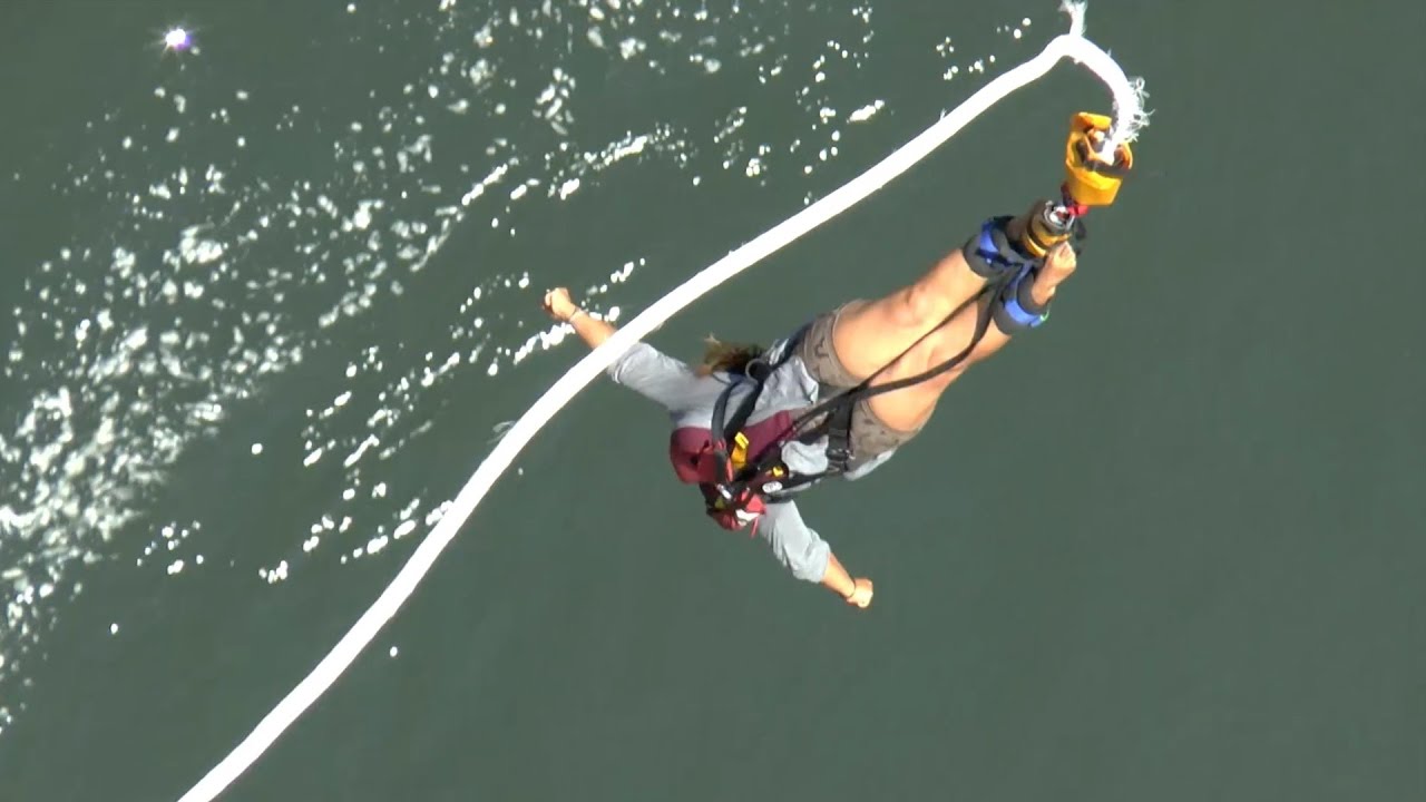 TWR 9.10: victoria falls - squadmates bungee and swing