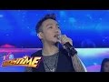 It's Showtime: Arnel Pineda serenades the madlang people