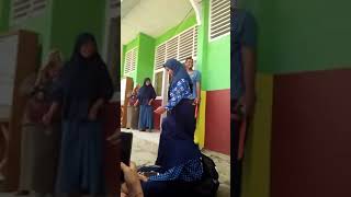 Download Lagu duet maut terheboh|kocak|Seberkas sinar-Nike Ardila MP3