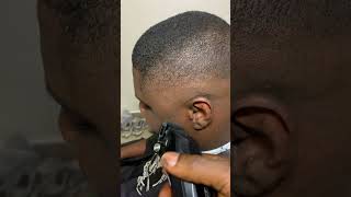 Professional hair fading #barber #barbershop #barberlove #haircut #selfmadebarber #fade #homeoffade