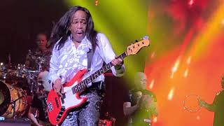 Earth Wind and Fire - Verdine White Bass Solo @Houston Texas 9/14/2022