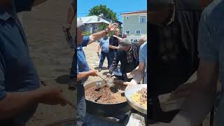 Bu Kuyruk En Güzel Kuyruk. Bol Kepçe Deniz Altı Etli Şenlik Plavı.bugün Bağyurdu Köyü Şenliğindeyiz