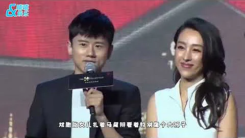 张杰谢娜合体接双胞胎女儿放学，跳跳俏俏正面曝光，身高太出众 - 天天要闻