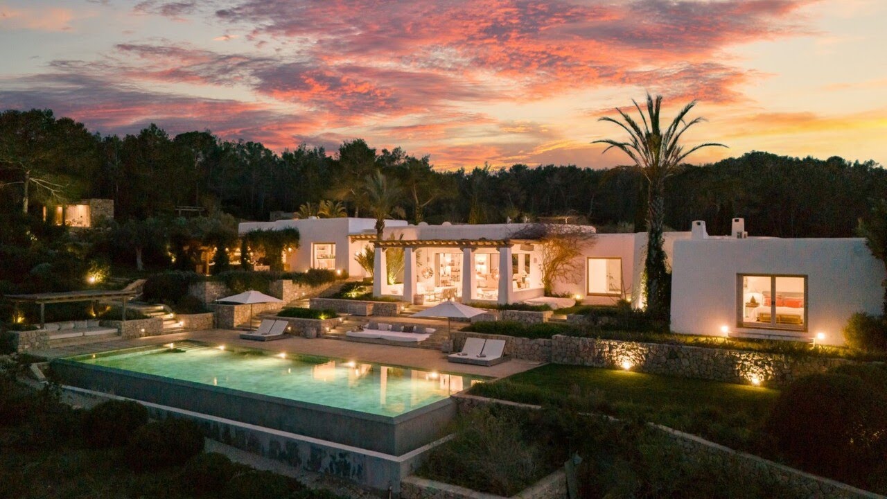 Can Olivo - Exclusive Luxury Property by Beachfront Ibiza