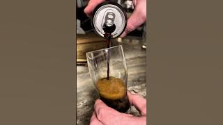 YOU'LL NEVER GUESS THE ACTUAL COLOR OF A GUINNESS STOUT!!!