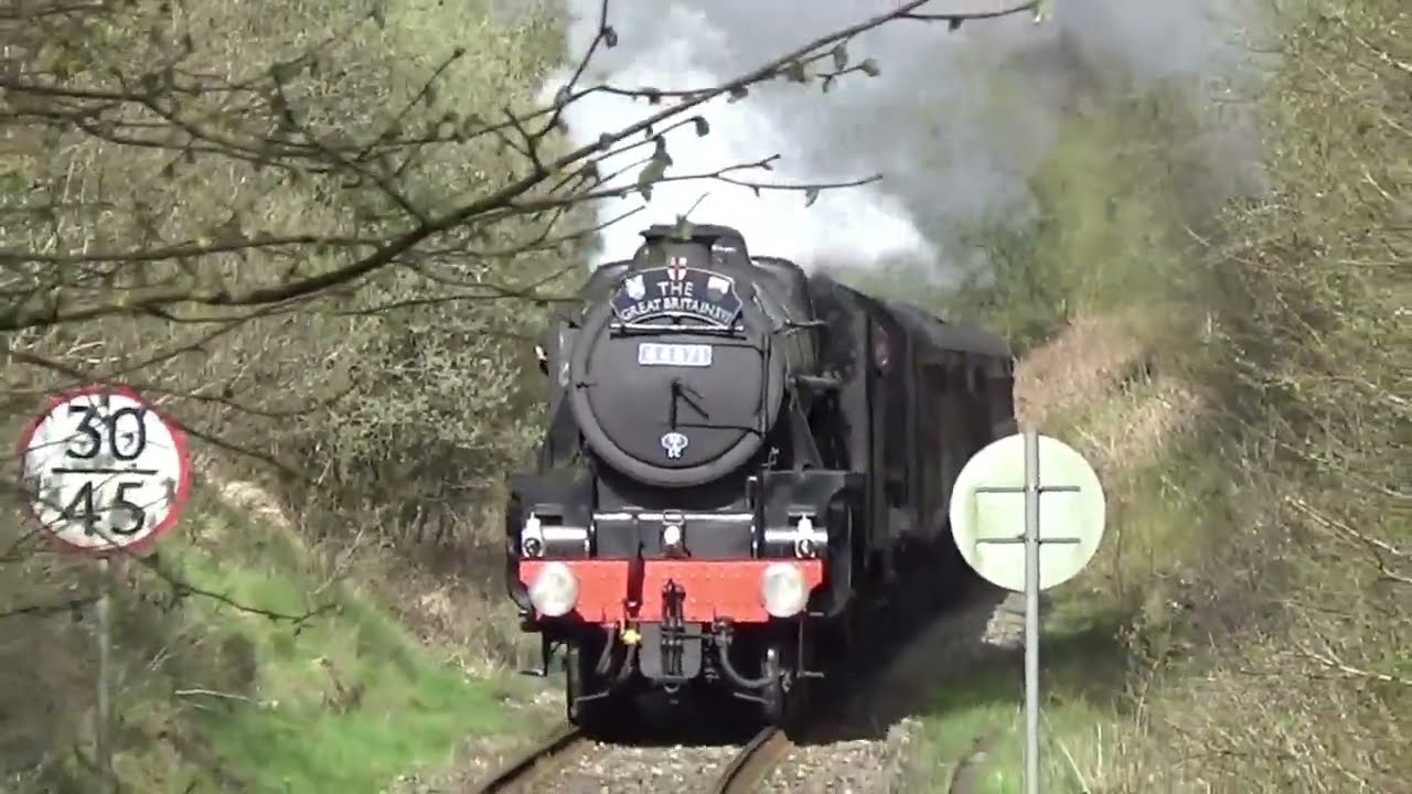 Double Headed Black 5s tackle the Heart of Wales Line - 44871 and 45407 on the Great Britain XVI