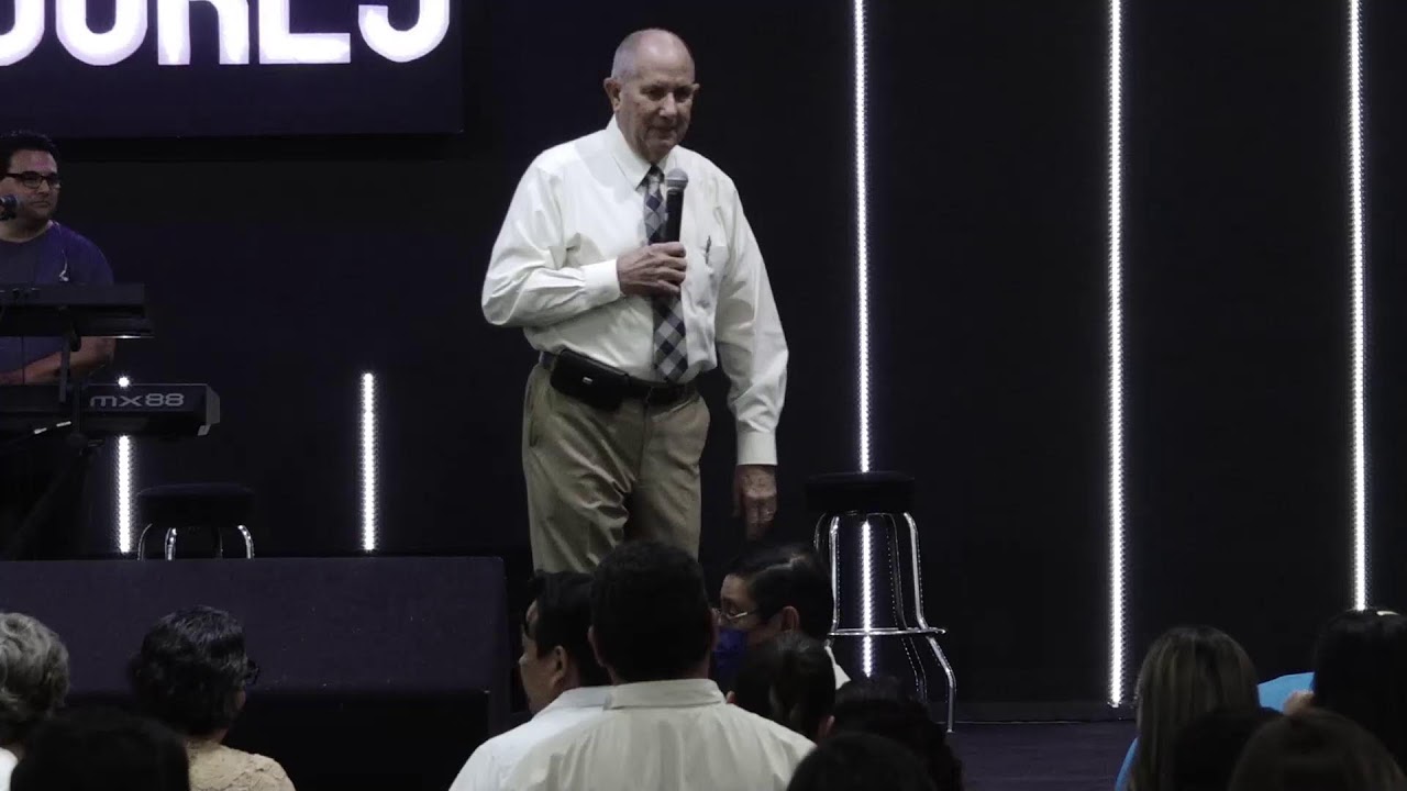 Invitado especial Luis Harfusch.