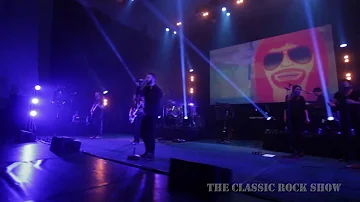 The Electric Light Orchestra (ELO) "Mr. Blue Sky" performed by The Classic Rock Show (2016)