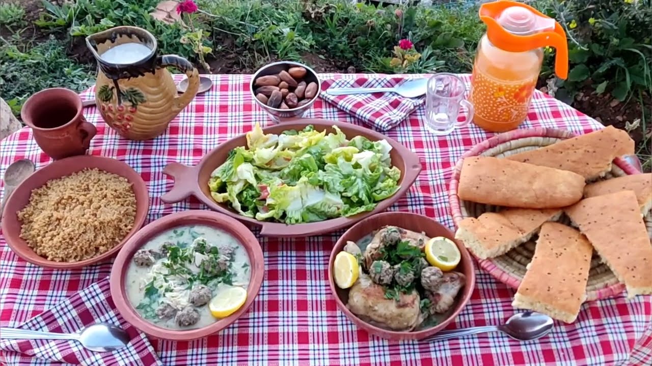 حياة الريف الجزائري افطار جزائري في الطبيعة وأطباق تقليدية بدوق خرافي في  القرية rural life