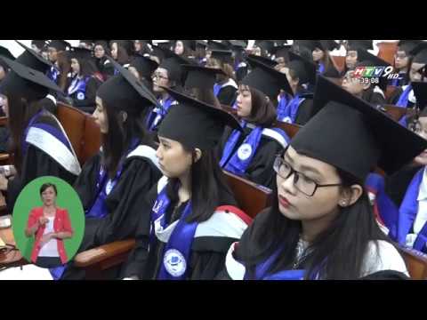 BẢN TIN TRAO BẰNG TỐT NGHIỆP ĐẠI HỌC CHÍNH QUY 2017 - youtube