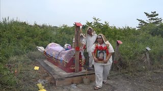 Tradisi Pemakaman Tionghoa AlmNy.Liu Liong Phie 57Tahun 12Gwe28/2572 Di Bagansiapiapi Riau Indonesia