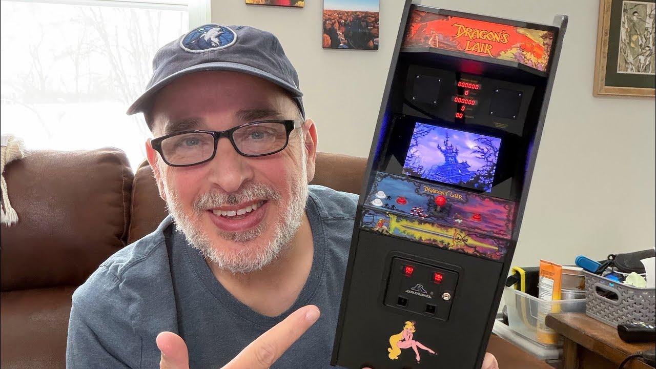 This Tiny Dragon's Lair Arcade Is INSANE! (Replicade Review) - YouTube