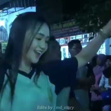 Story wa viral dj salah apa aku yeyen novita