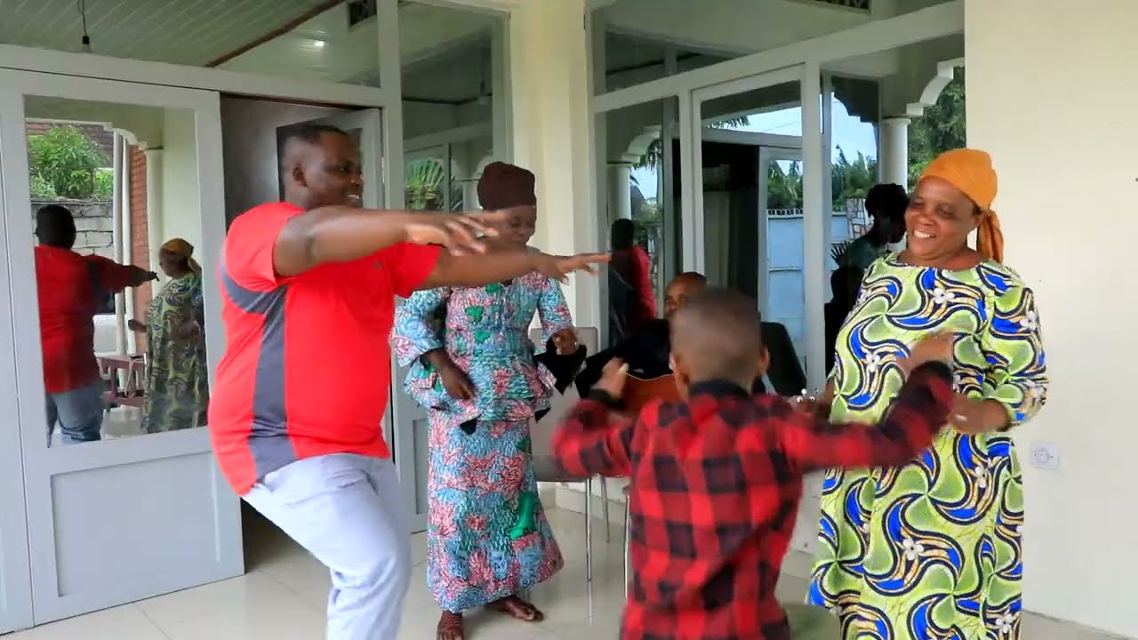 UBUROZI BWAMUSARISHIJE MBEGA WE IGITANGA KWA MUKABUTERA  IMANA IRAHAMANUKIYE IYI COUPLE IRATURIJIJE