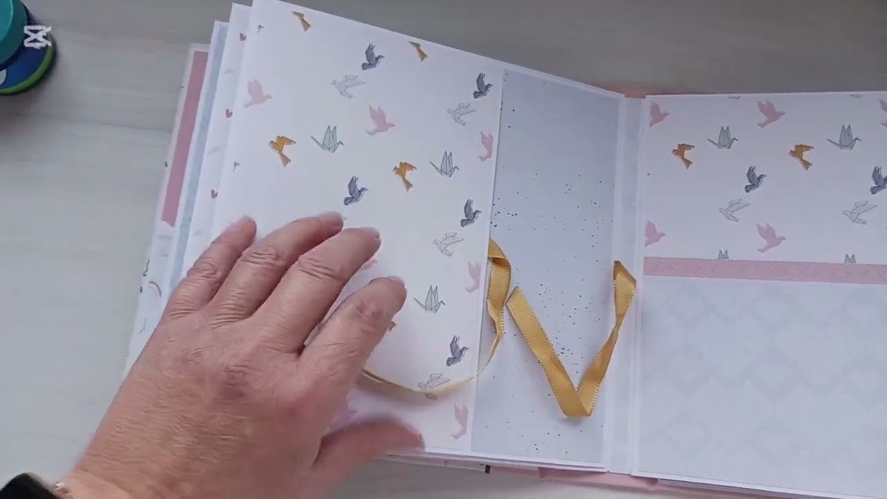 Álbum Confirmación, un nuevo Abril de Lora Bailora