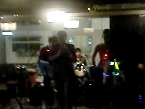 CEO(Guest Drummer) - 蕭敬騰 - 王妃 (Cover)