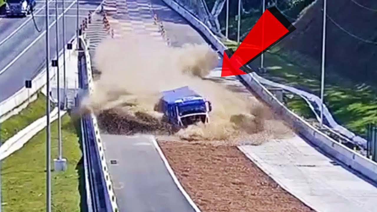 Ultimate Car Driving Fails Compilation 8 (Bad Drivers & Car Crashes 2021) YouTube