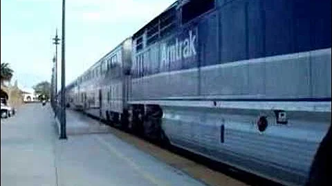 Amtrak Surfliner #769 has a cold departing SBA