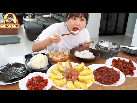 용인 5일장에서 사온 모듬 <strong>젓갈</strong> 먹방 ~ (●&amp;#39;◡&amp;#39;●) | 명란젓 <strong>무침</strong>, 오징어, 낙지, 꼴뚜기 <strong>젓갈</strong>, 양배추 쌈, 집밥 Mukbang ASMR