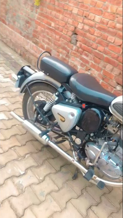 #bullet Classic Silver with bend pipe and short bottle silencer . Att sound🔊 On BS4 engine.