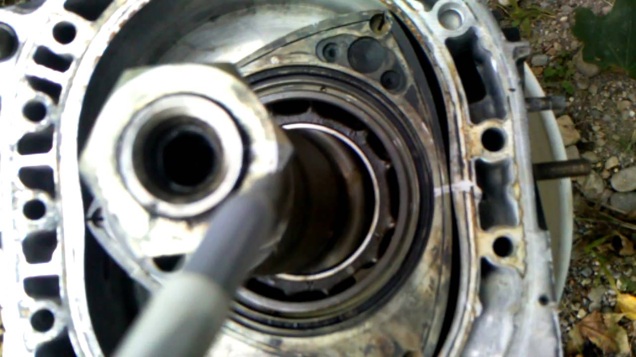 How a Rotary Engine Works. Mazda RX-7 13b Wankel Rotary ... mazda rx 7 rotary engine diagram 