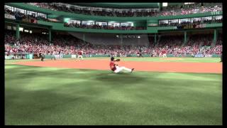 Dustin Pedroia makes a great diving stop