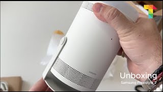 Unboxing - Samsung Freestyle 2