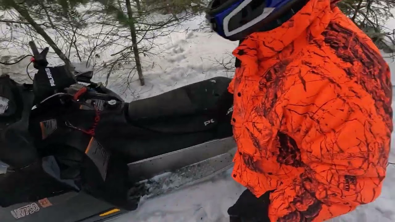 Polaris 2009 550 IQ Shift Snowmobile Totaled