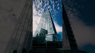 Why Buildings Don’t Fall in Strong Winds