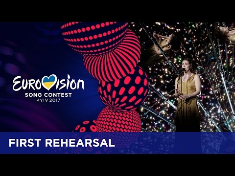 Lucie Jones - Never Give Up On You (United Kingdom) First rehearsal in Kyiv