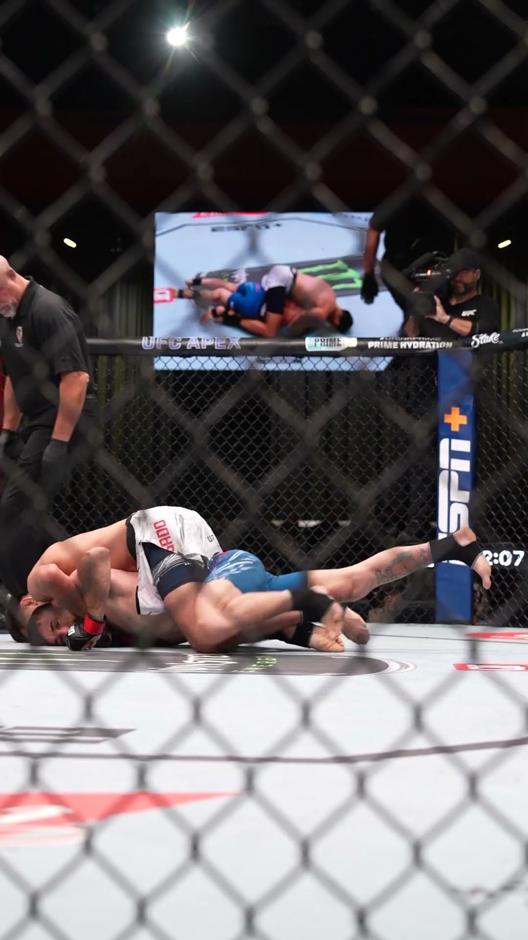 Delgado gets the TKO ? #UFCVegas102