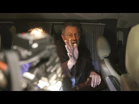 مسلحون يحتجزون مبعوث الأمم المتحدة في القرم ويأمرونه بالمغادرة 