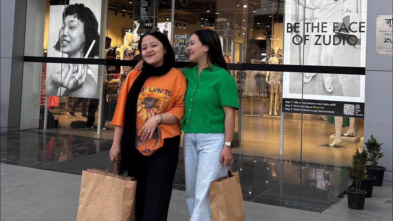 Sunday vlog in jammu with my friend 😍🫠 #ladakhigirl #sundayfunday #outting #withfriend #enjoyment 