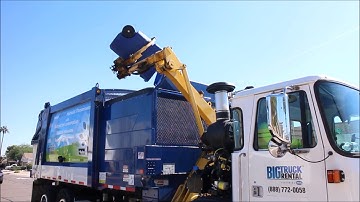 Heil Python Demo w/ Parker RunWise Hydraulic Transmission