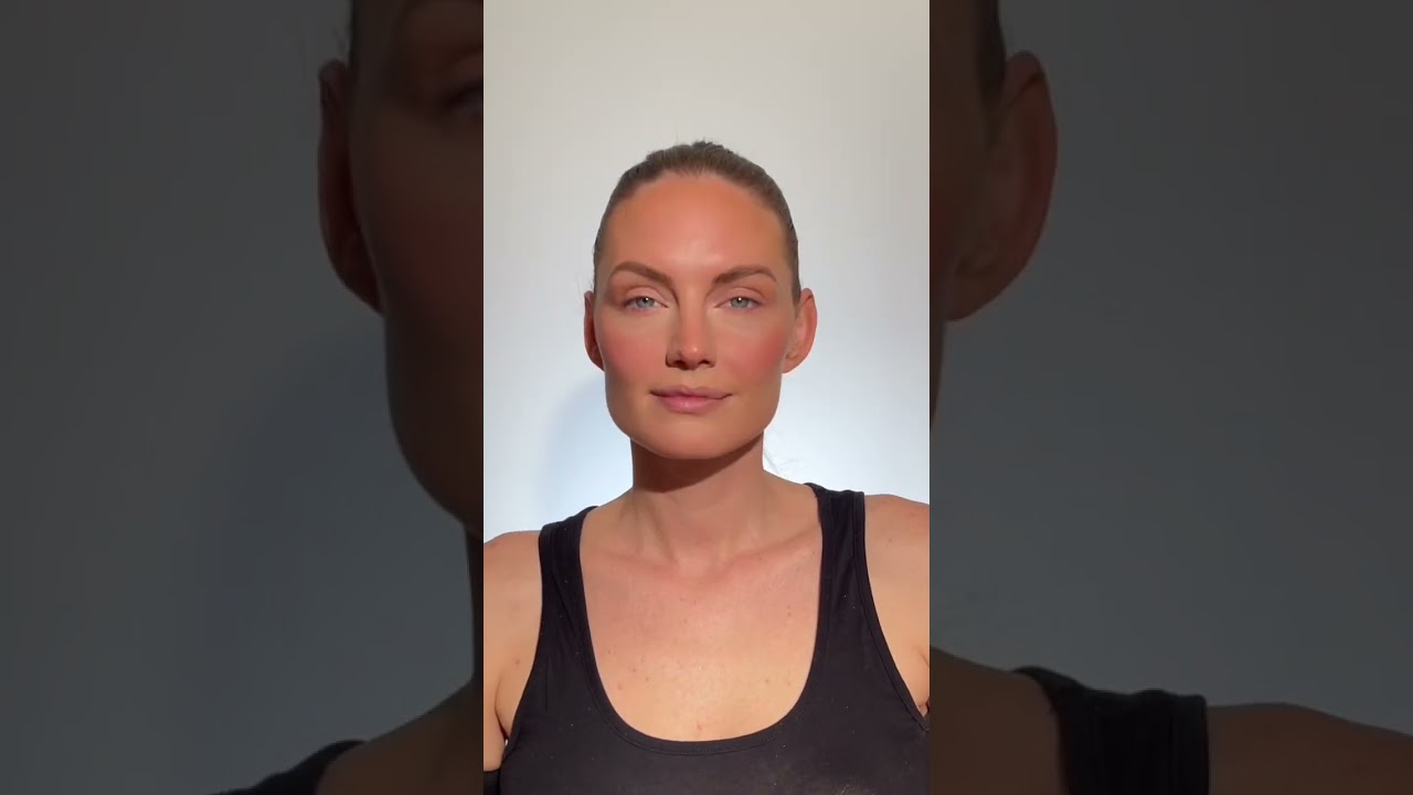 Double winged eyeliner look 