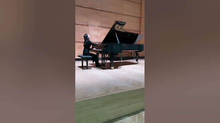 Jihyun Yoon plays Mozart Fantasy k.397