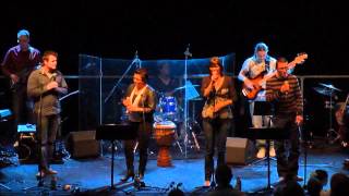 Video thumbnail of "Singin Veenendaal - 15 april 2012 - Opwekking 571 - Dit is de dag"